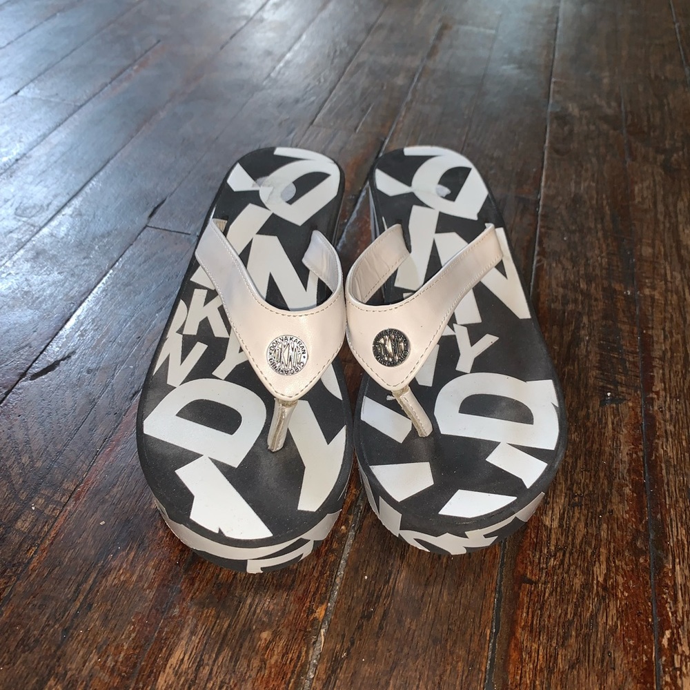 DKNY wedged flip flops size 6